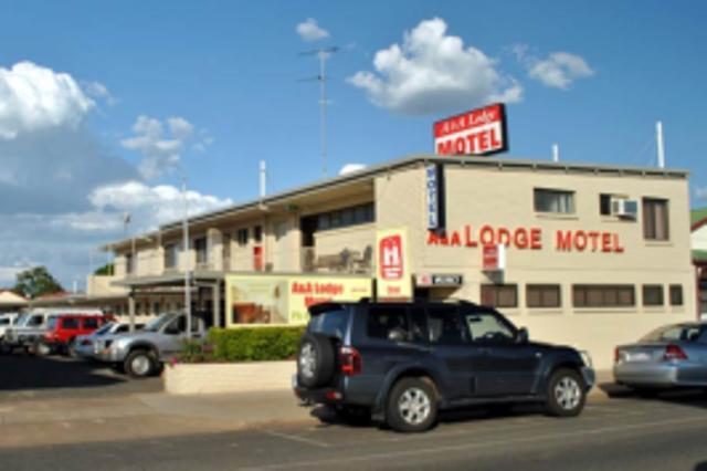 A&A Lodge Motel Эмералд Экстерьер фото